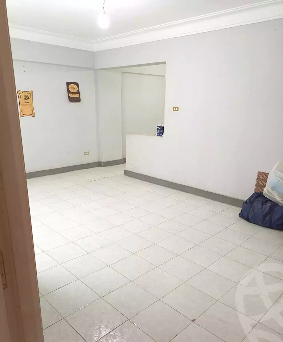 https://aqarmap.com.eg/ar/listing/7051412-for-sale-alexandria-al-agamy-lbytsh-el-hay-st