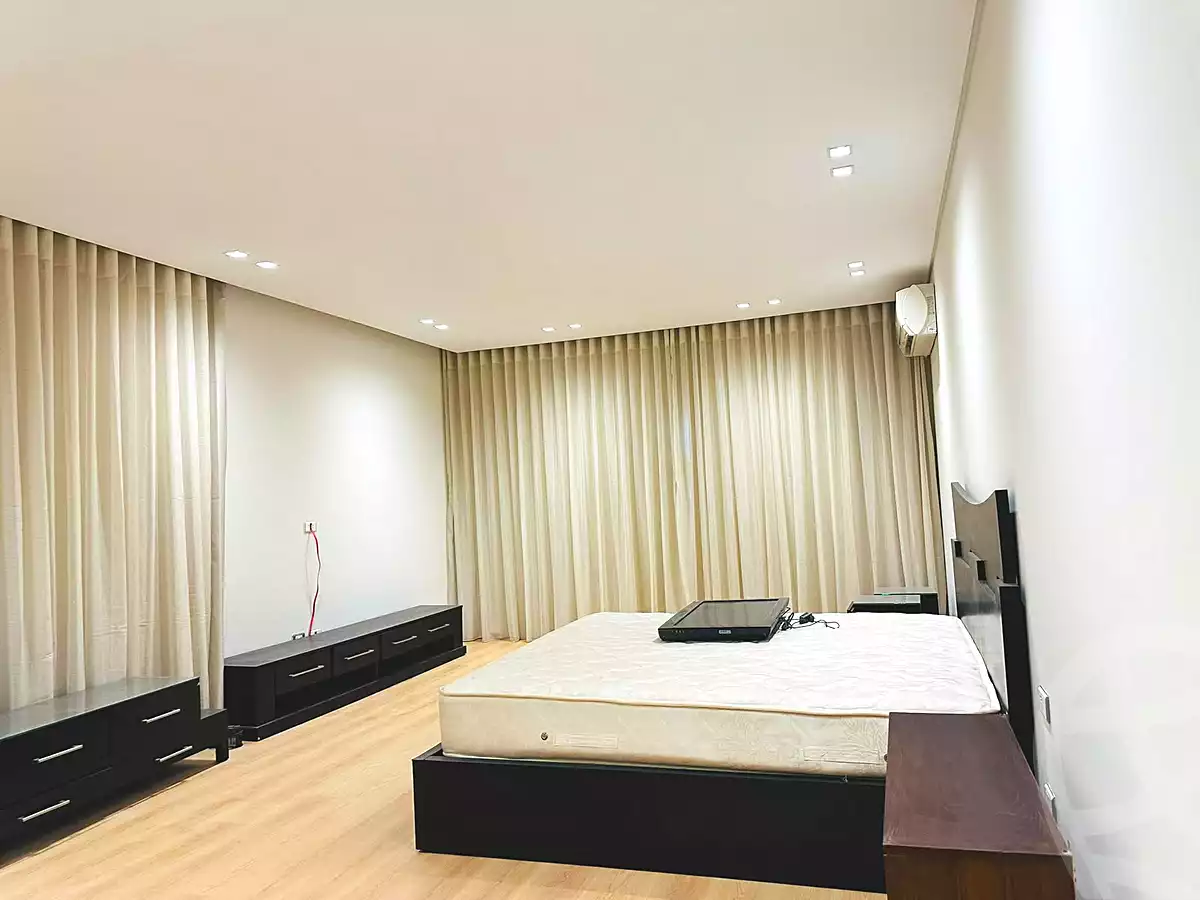 https://aqarmap.com.eg/ar/listing/7051682-for-sale-cairo-new-cairo-compounds-byljyw