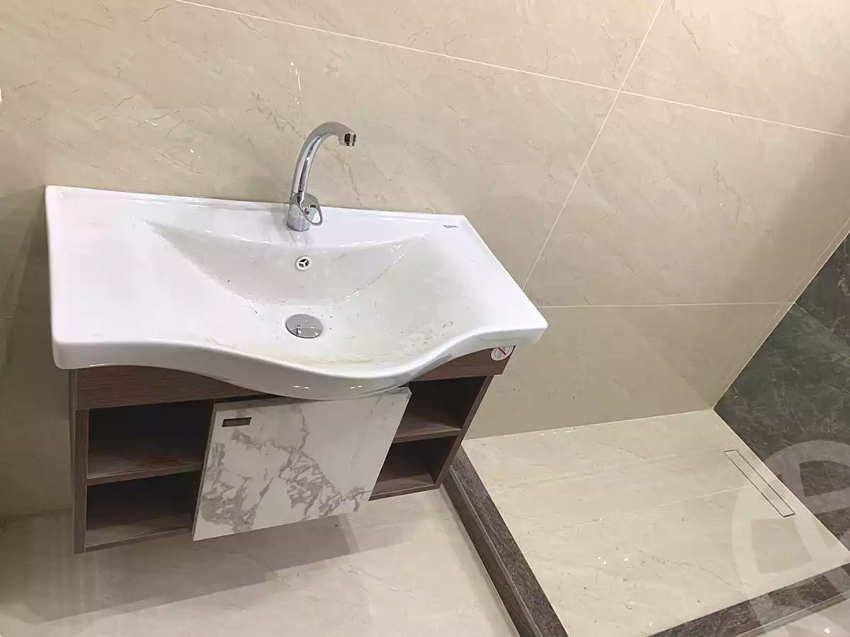 https://aqarmap.com.eg/ar/listing/7051885-for-sale-cairo-new-cairo-compounds-kmbwnd-ldf-lwtny