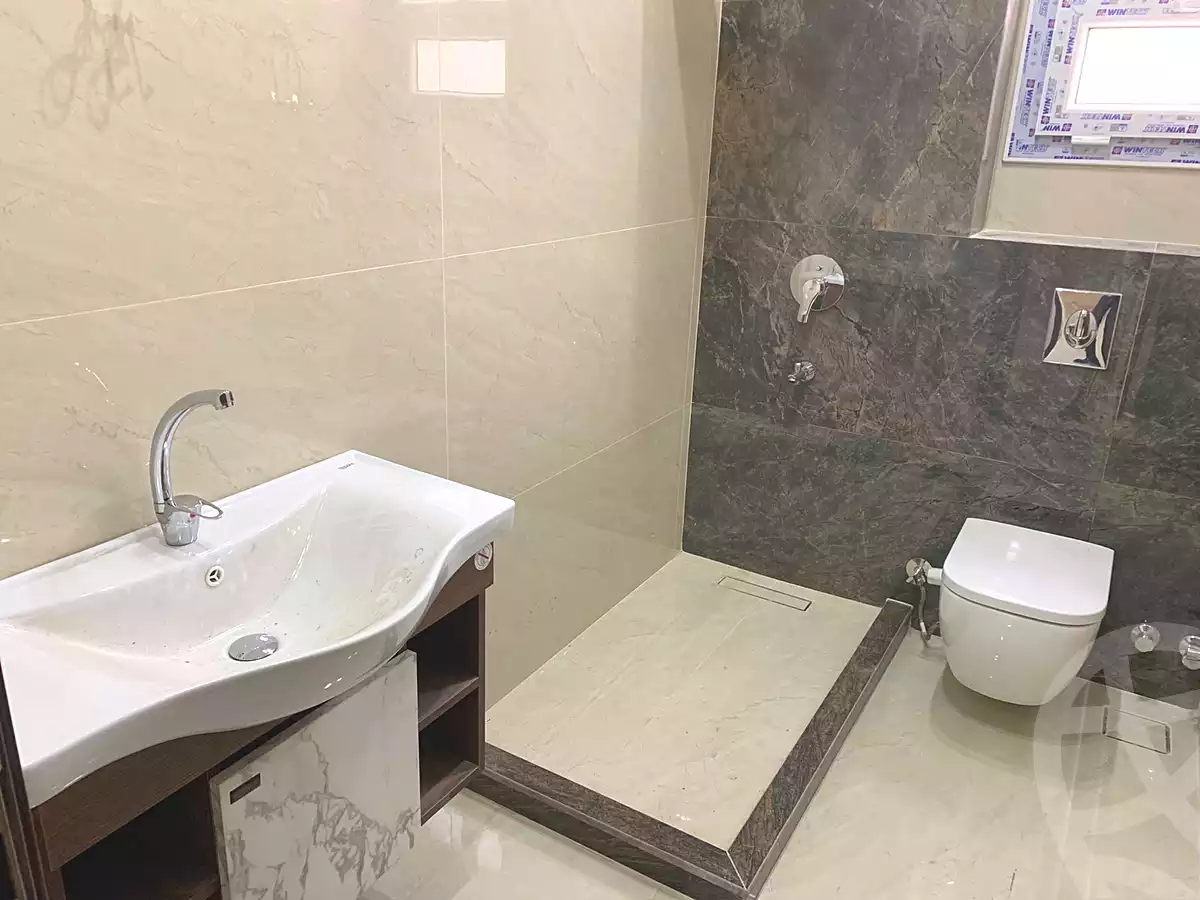 https://aqarmap.com.eg/ar/listing/7051885-for-sale-cairo-new-cairo-compounds-kmbwnd-ldf-lwtny