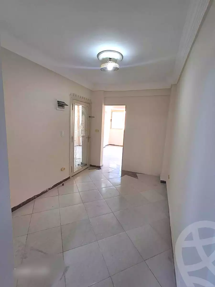 https://aqarmap.com.eg/ar/listing/7052095-for-sale-alexandria-lsywf-el-falki