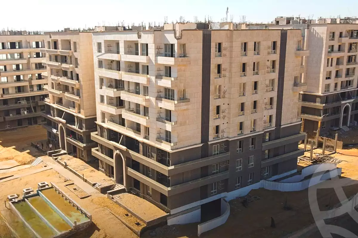 https://aqarmap.com.eg/ar/listing/7052115-for-sale-cairo-new-administrative-capital-r8-de-joya-4-compound-taj-misr