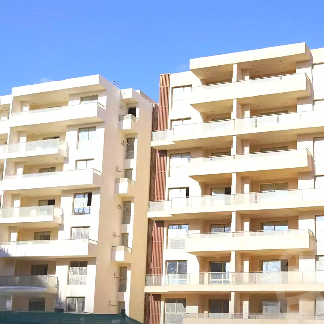 https://aqarmap.com.eg/ar/listing/7052115-for-sale-cairo-new-administrative-capital-r8-de-joya-4-compound-taj-misr