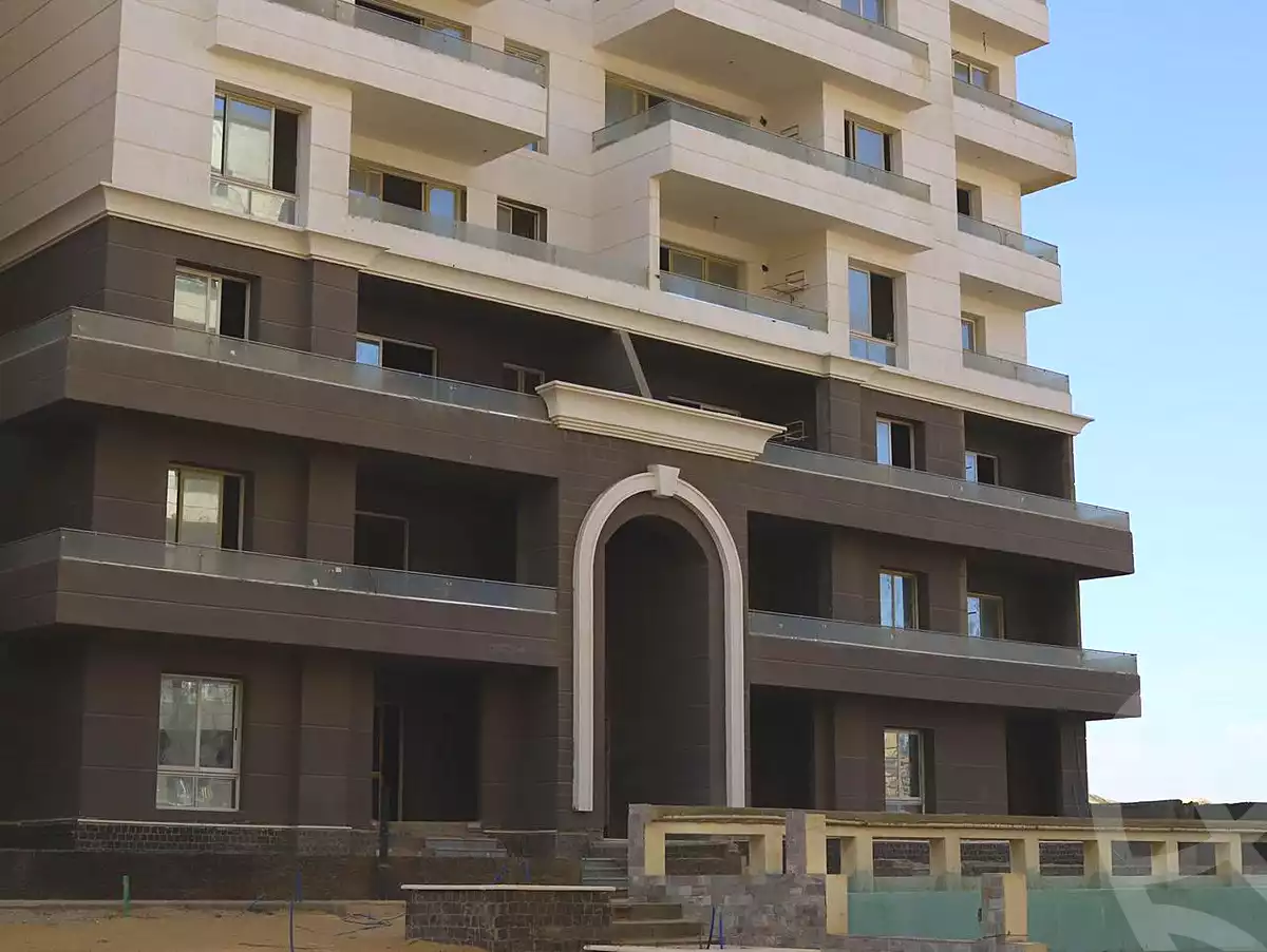 https://aqarmap.com.eg/ar/listing/7052115-for-sale-cairo-new-administrative-capital-r8-de-joya-4-compound-taj-misr