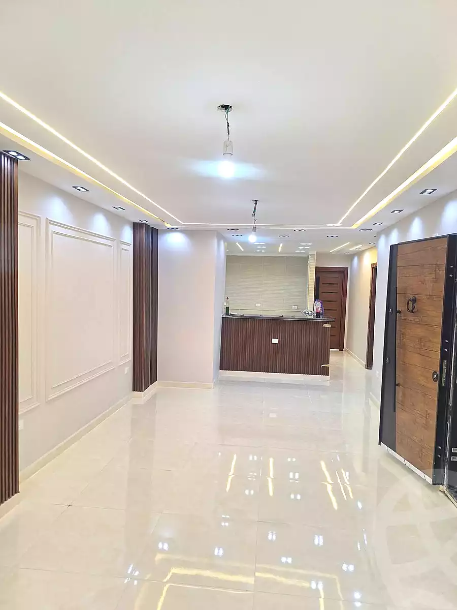 https://aqarmap.com.eg/ar/listing/7052428-for-sale-cairo-nozha-2-el-khamseen-st