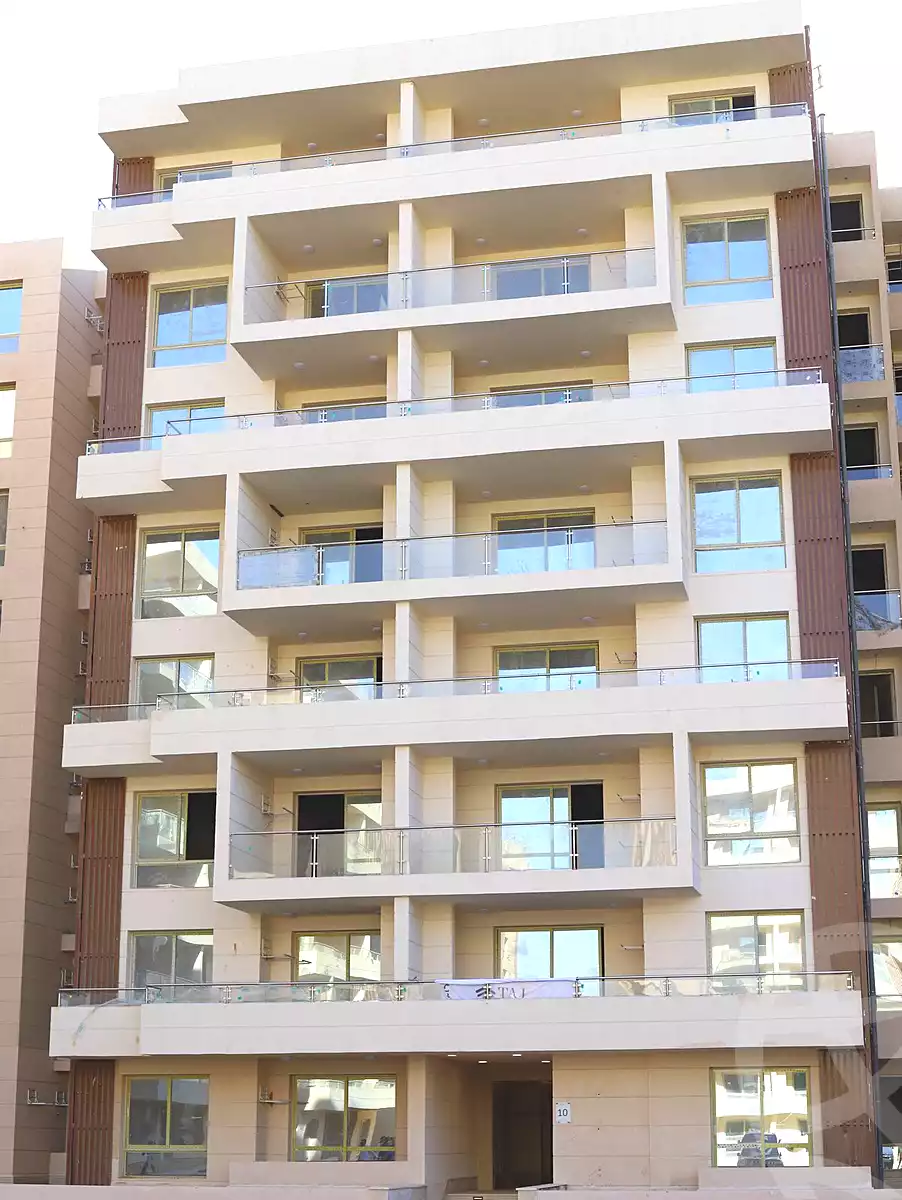 https://aqarmap.com.eg/en/listing/7052453-for-sale-cairo-new-administrative-capital-r8-tj-msr