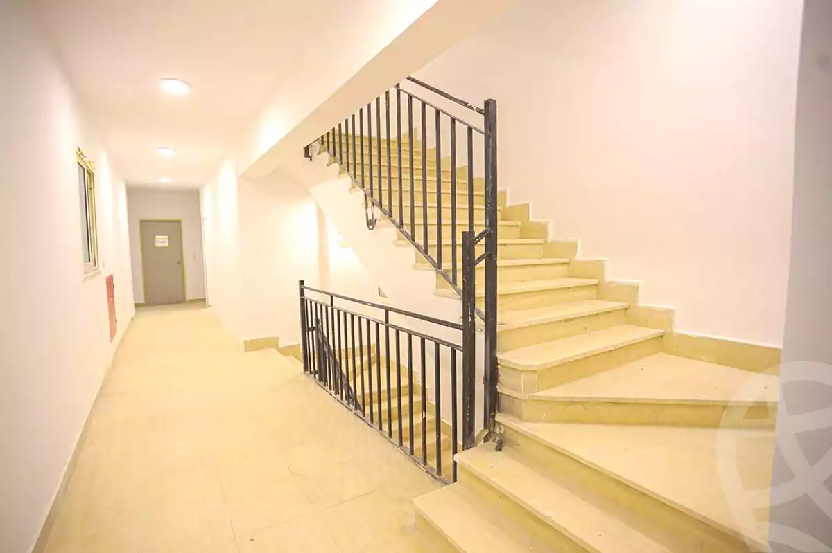 https://aqarmap.com.eg/en/listing/7052469-for-sale-cairo-new-administrative-capital-r8-tj-msr