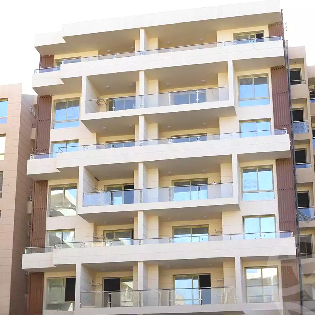 https://aqarmap.com.eg/ar/listing/7052439-for-sale-cairo-new-administrative-capital-r8-tj-msr