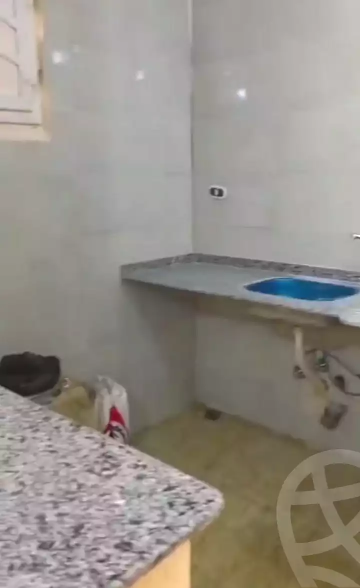 https://aqarmap.com.eg/ar/listing/7052550-for-sale-alexandria-al-agamy-el-hanouvel