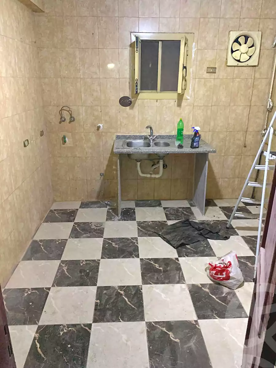 https://aqarmap.com.eg/ar/listing/7052661-for-rent-cairo-helwan-helwan-el-sharkeya-thabit-basha-st
