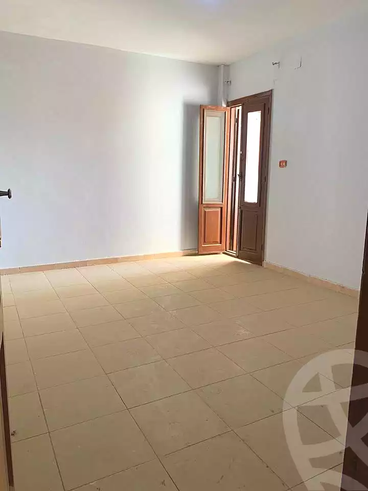 https://aqarmap.com.eg/ar/listing/7052687-for-rent-cairo-faisal-el-tawabeq-el-shaheed-ahmed-hamdy-st