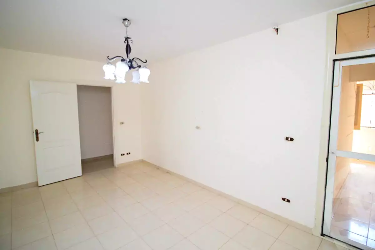 https://aqarmap.com.eg/ar/listing/7052715-for-sale-alexandria-camp-cesar-famous-st