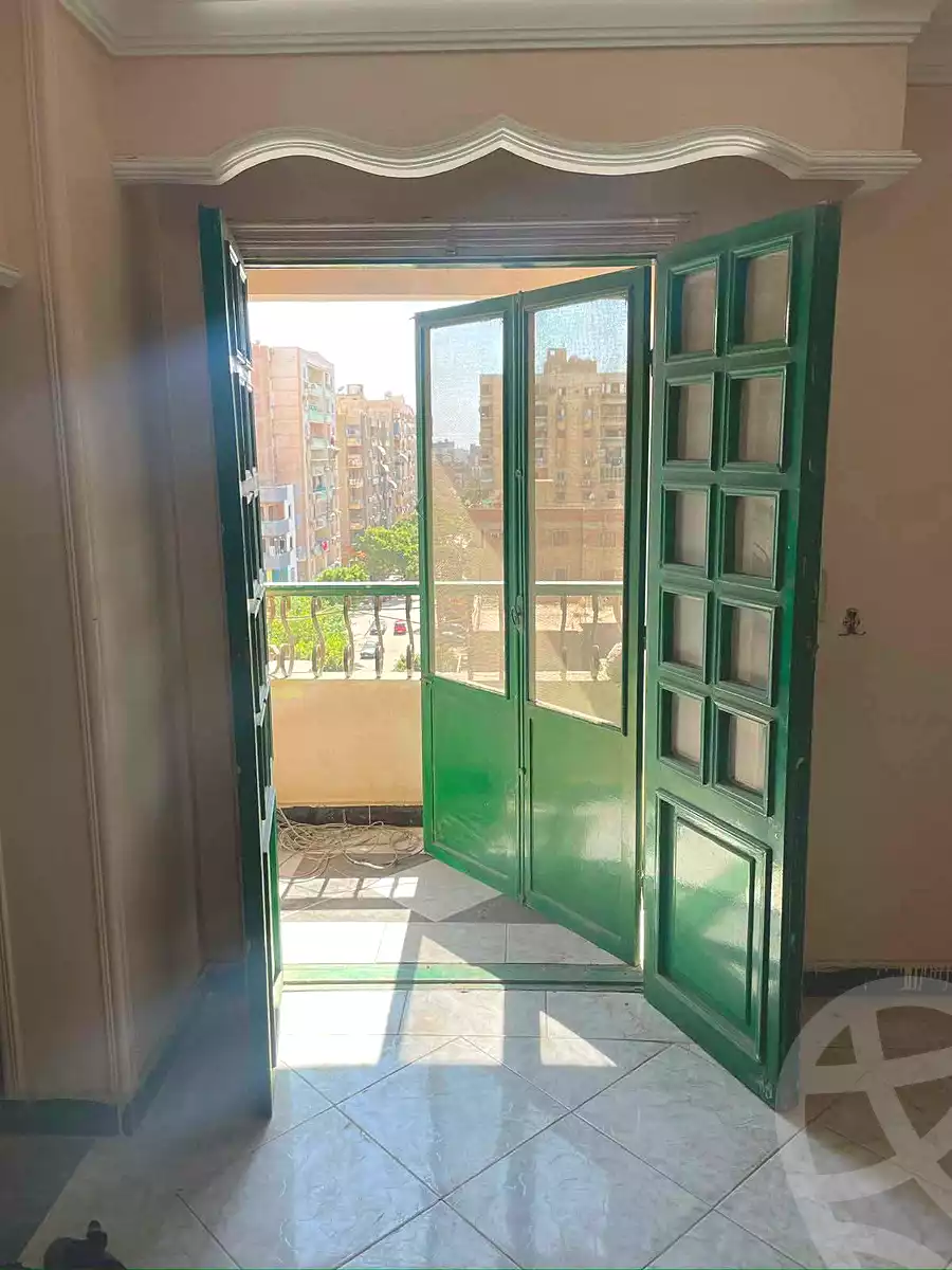 https://aqarmap.com.eg/ar/listing/7052857-for-rent-cairo-helwan-el-ezba-el-qebliah-ragheb-st