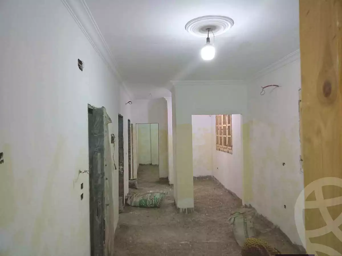 https://aqarmap.com.eg/ar/listing/7052975-for-sale-cairo-helwan-hadayek-helwan-el-eshrein-st