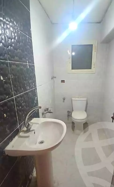 https://aqarmap.com.eg/en/listing/7053381-for-sale-alexandria-zezenia