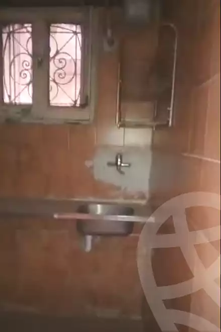 https://aqarmap.com.eg/ar/listing/7053483-for-rent-alexandria-al-agamy-el-hanouvel