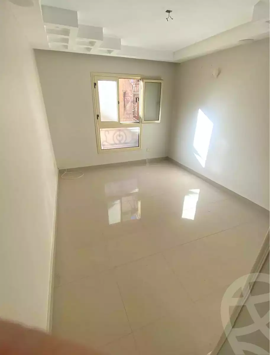 https://aqarmap.com.eg/ar/listing/7053561-for-sale-alexandria-zezenia-ibrahim-el-attar-st