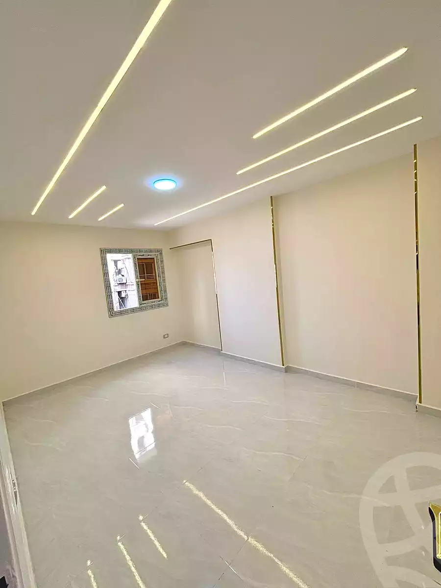 https://aqarmap.com.eg/ar/listing/7053637-for-sale-alexandria-sydy-bshr-sydy-bshr-bhry-shr-mhmwd-l-yswy