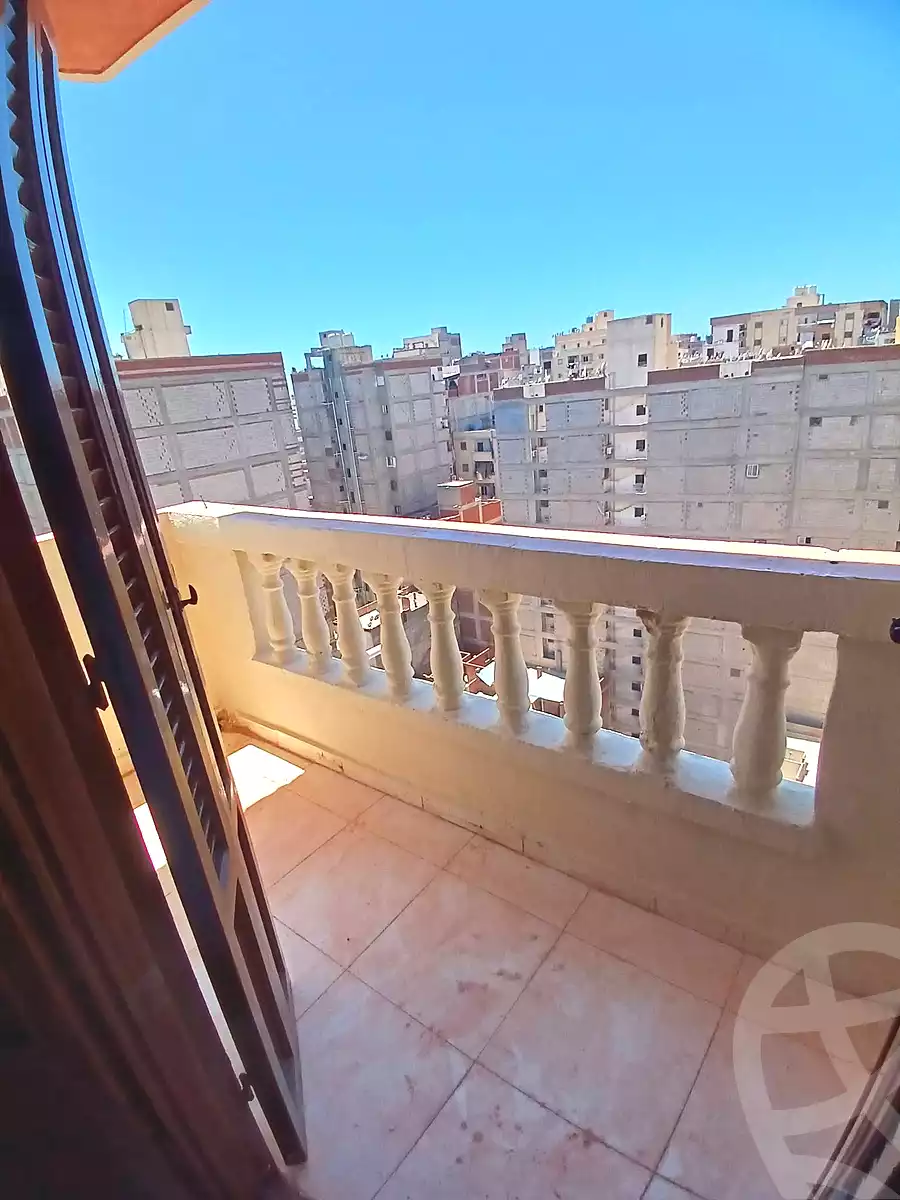 https://aqarmap.com.eg/ar/listing/7053647-for-sale-alexandria-lsywf-el-falki