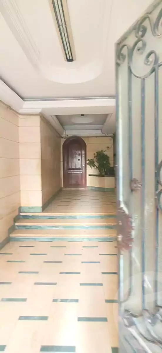 https://aqarmap.com.eg/en/listing/7053850-for-sale-cairo-hadayek-el-koba