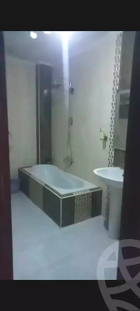 https://aqarmap.com.eg/en/listing/7053935-for-sale-cairo-ain-shams-jsr-lswys