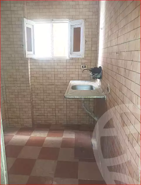 https://aqarmap.com.eg/en/listing/7054099-for-sale-alexandria-al-agamy-el-hanouvel