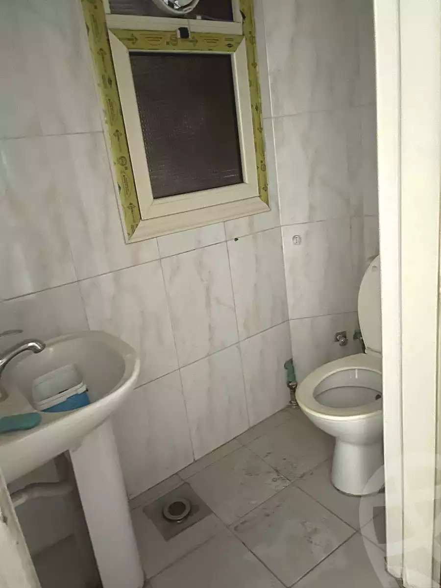 https://aqarmap.com.eg/ar/listing/7050615-for-sale-cairo-el-maadi-sarayat-el-maadi-street-153