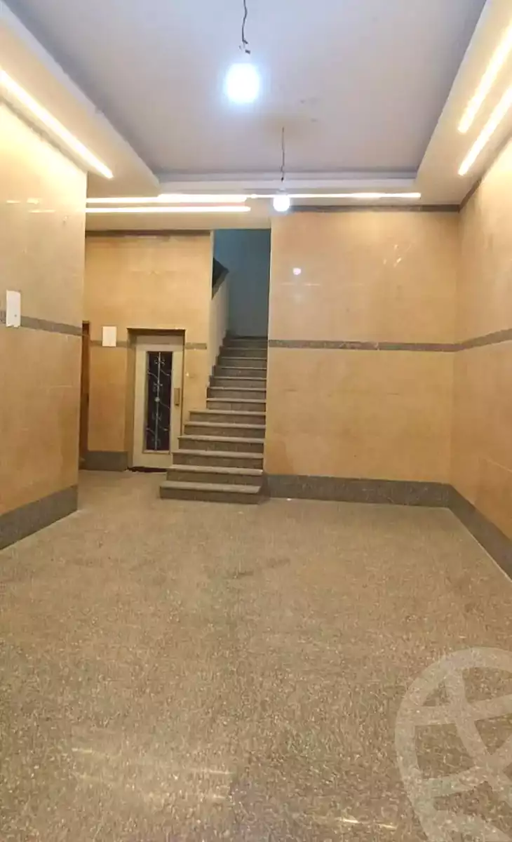 https://aqarmap.com.eg/en/listing/7054568-for-sale-cairo-helwan-hadayek-helwan-nile-corniche-st