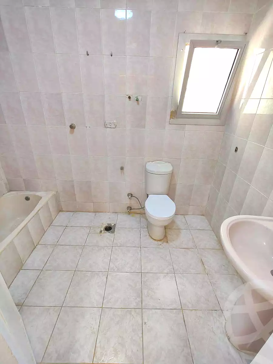 https://aqarmap.com.eg/en/listing/7054689-for-sale-alexandria-al-agamy