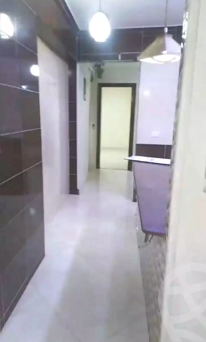 https://aqarmap.com.eg/ar/listing/7054746-for-rent-cairo-nozha-2-el-khamseen-st