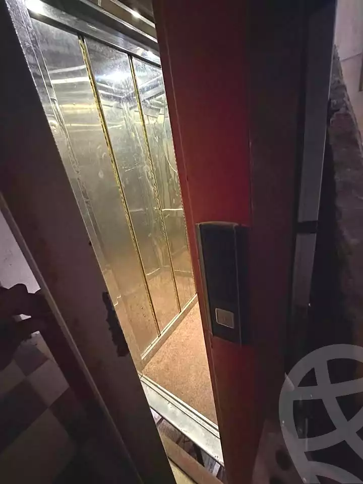 https://aqarmap.com.eg/ar/listing/7054781-for-sale-alexandria-al-agamy-el-hanouvel-el-warsha-st