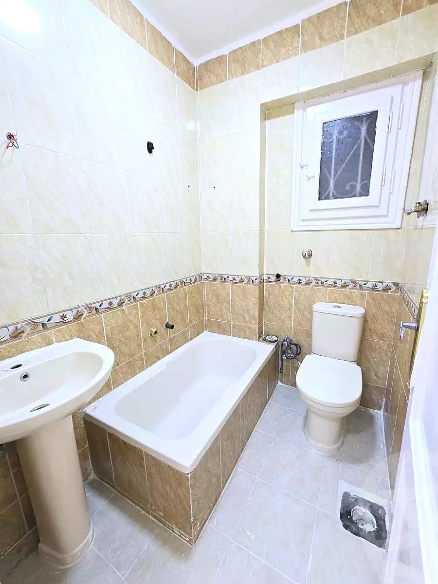 https://aqarmap.com.eg/ar/listing/7054870-for-sale-alexandria-al-agamy-shataa-el-nakheel