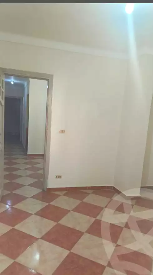 https://aqarmap.com.eg/ar/listing/7054943-for-sale-alexandria-el-asafra-l-sfr-qbly-street-30