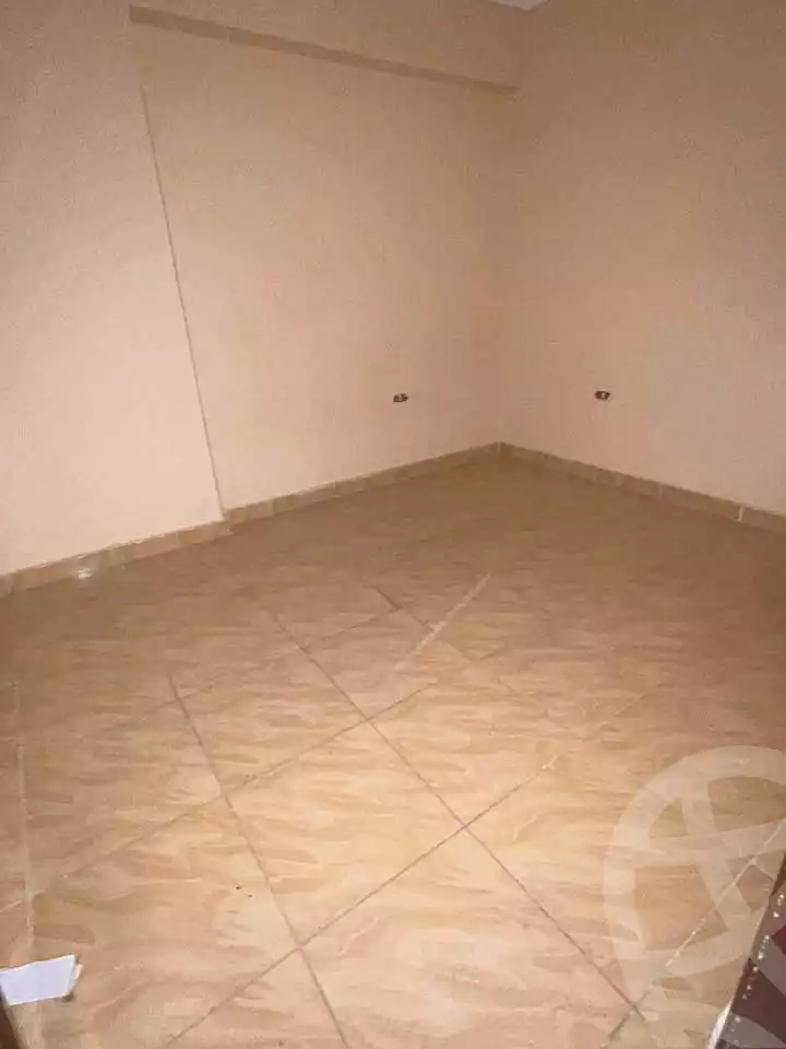 https://aqarmap.com.eg/ar/listing/7055128-for-sale-alexandria-lsywf-el-seyouf-qebly-el-salam-st