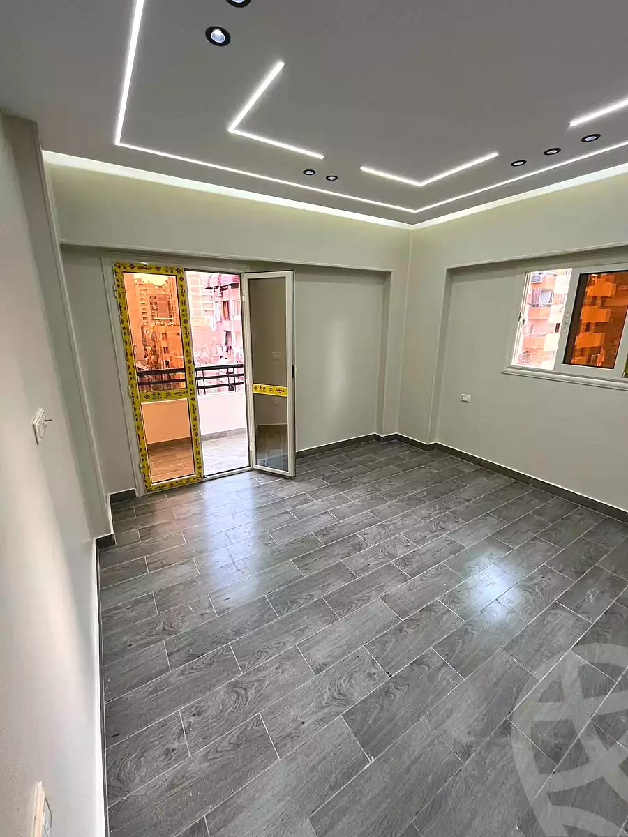 https://aqarmap.com.eg/ar/listing/7055139-for-sale-cairo-ain-shams-el-naam-shahin-st