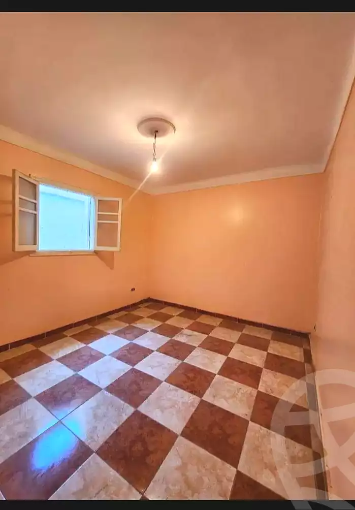 https://aqarmap.com.eg/en/listing/7055254-for-sale-alexandria-sydy-bshr-sydy-bshr-qbly