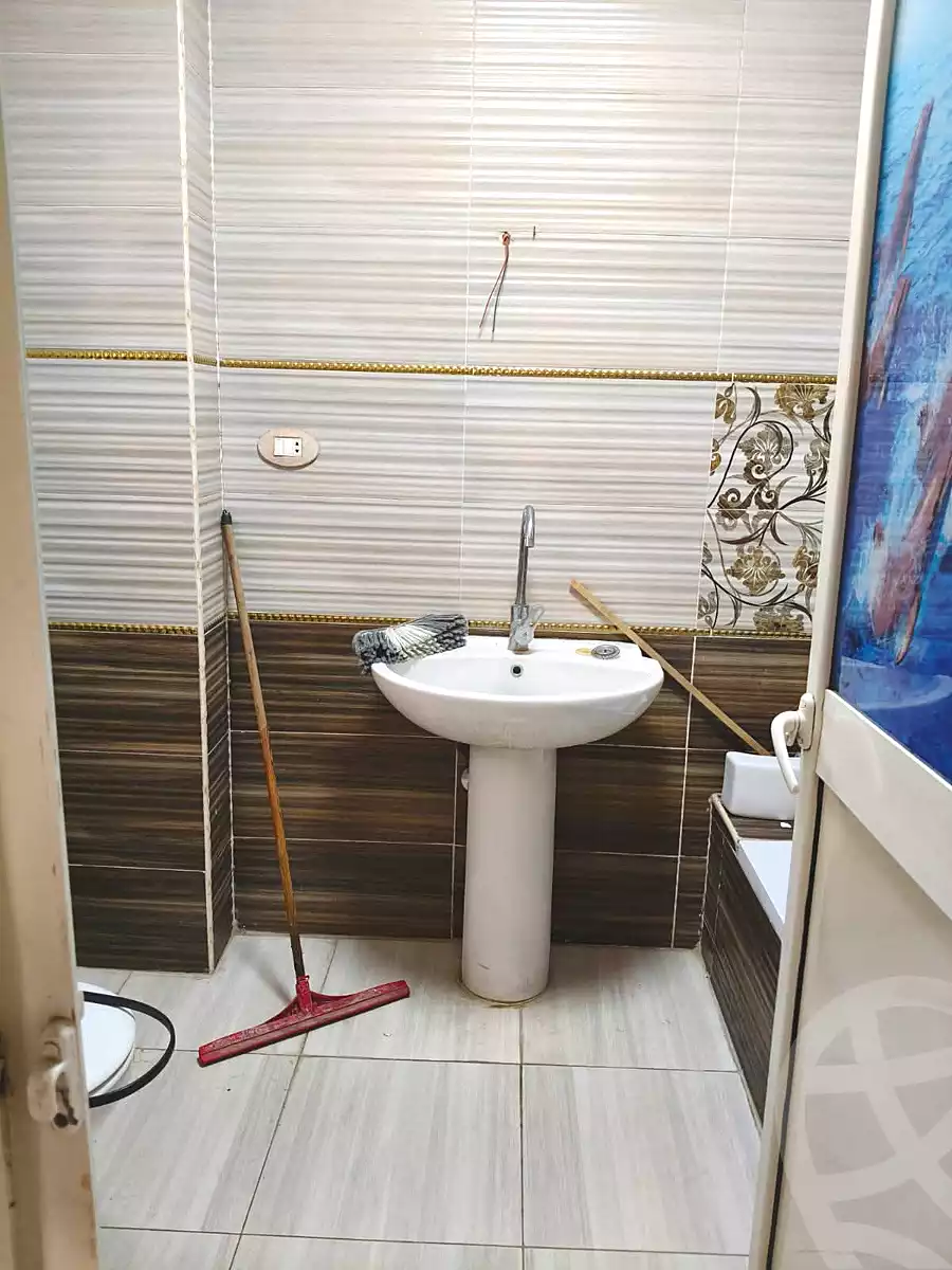 https://aqarmap.com.eg/ar/listing/7055285-for-sale-cairo-helwan-el-masaken-el-iqtsadeyah-ahmed-badawy-st