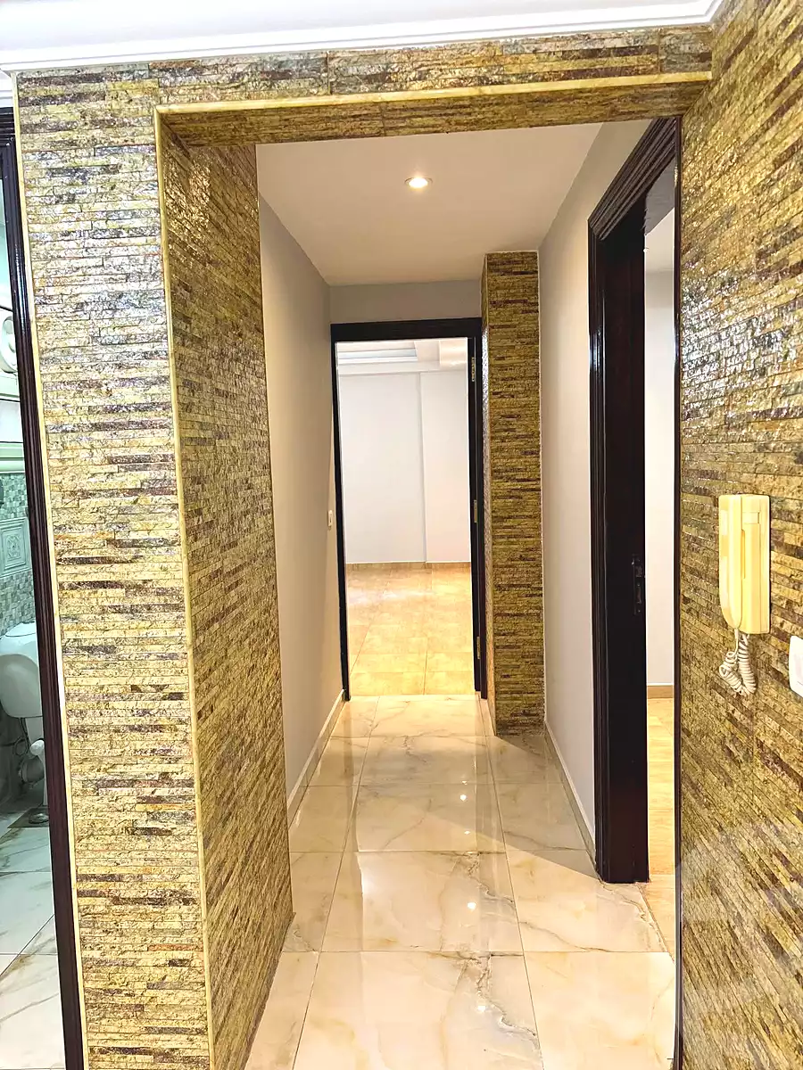 https://aqarmap.com.eg/ar/listing/7055297-for-sale-alexandria-miami-el-sebaey-st