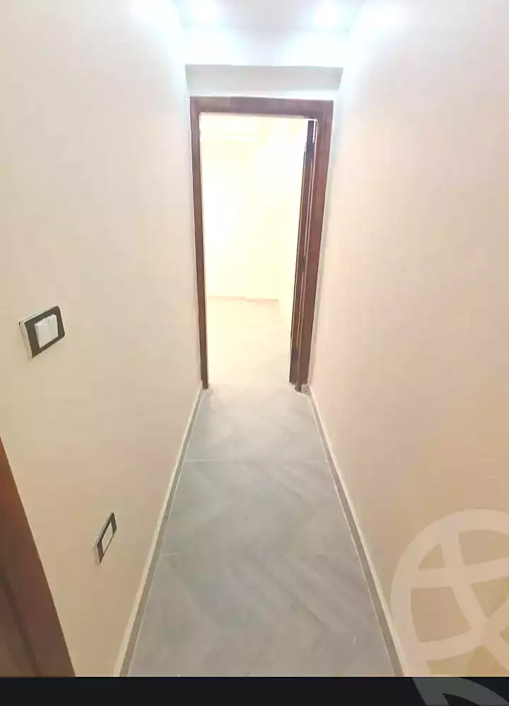 https://aqarmap.com.eg/ar/listing/7055295-for-sale-alexandria-al-agamy-el-hanouvel