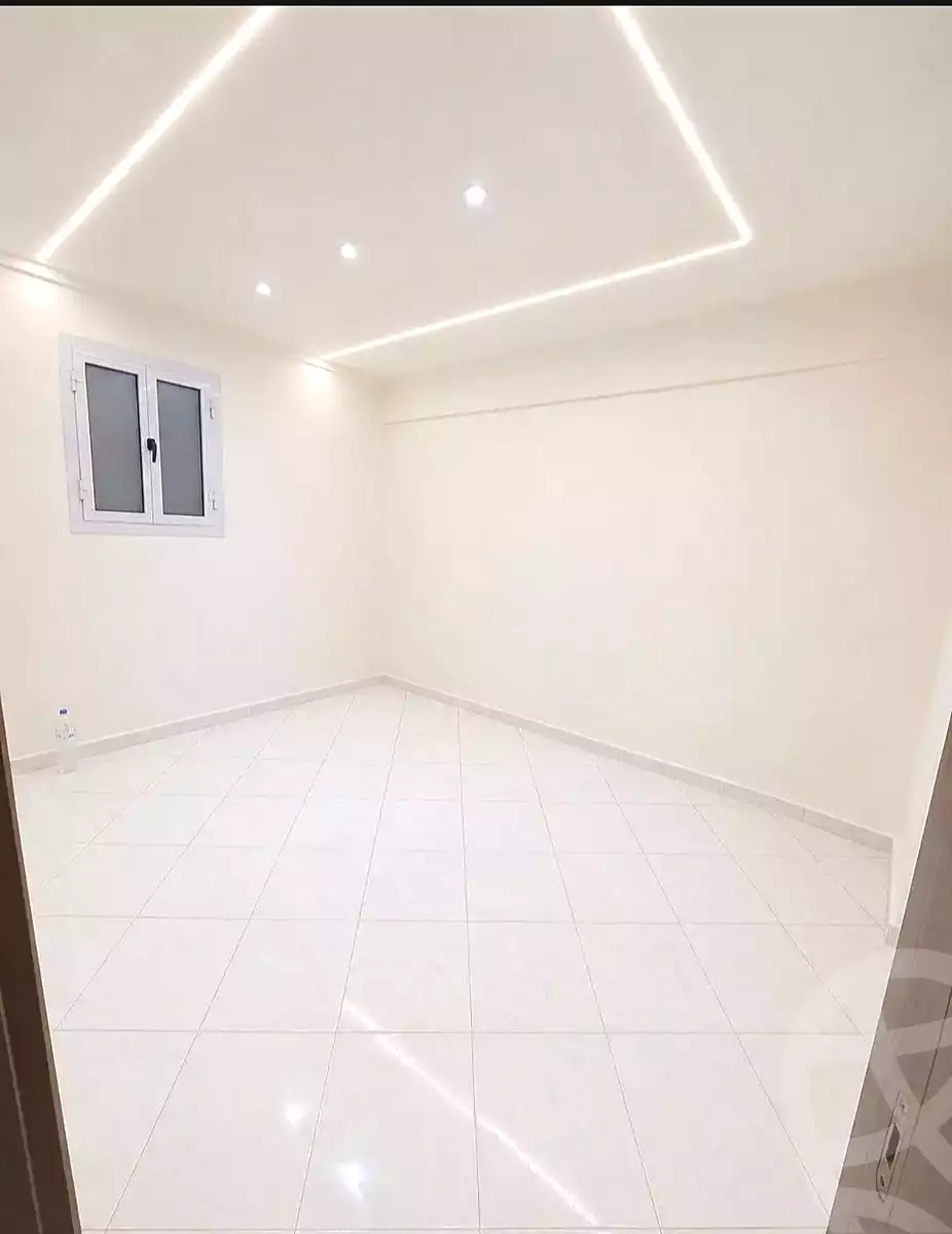 https://aqarmap.com.eg/ar/listing/7055413-for-sale-alexandria-lsywf-el-falki