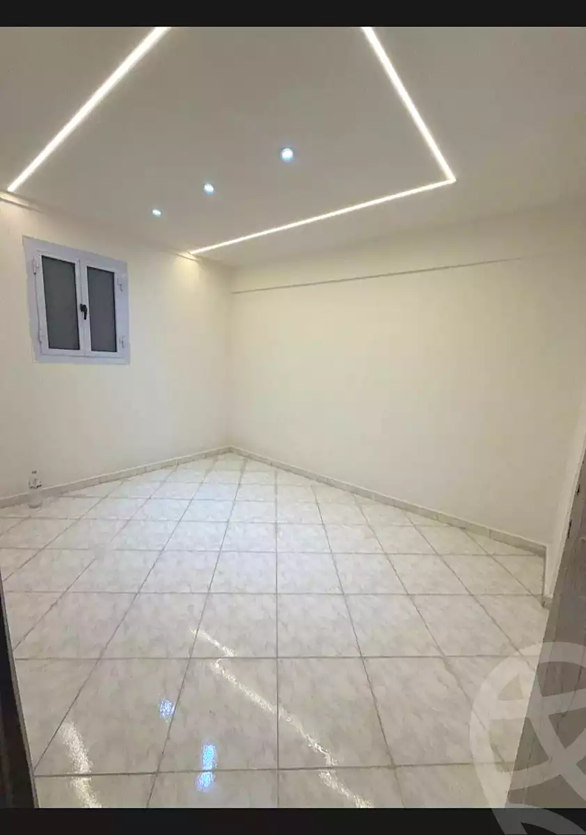 https://aqarmap.com.eg/ar/listing/7055413-for-sale-alexandria-lsywf-el-falki