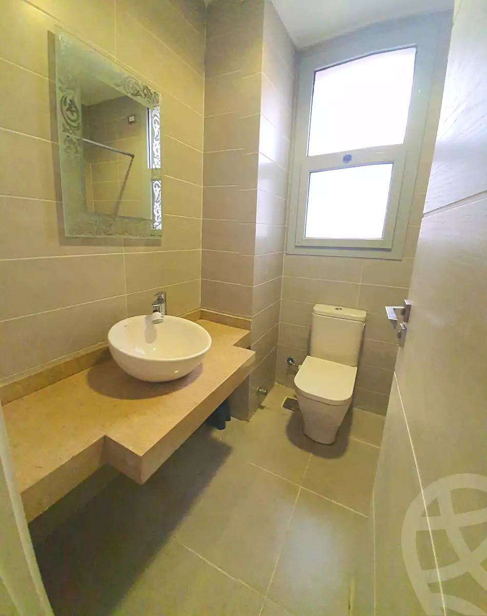 1 BR Apartment in The Village, photo 6 of 8