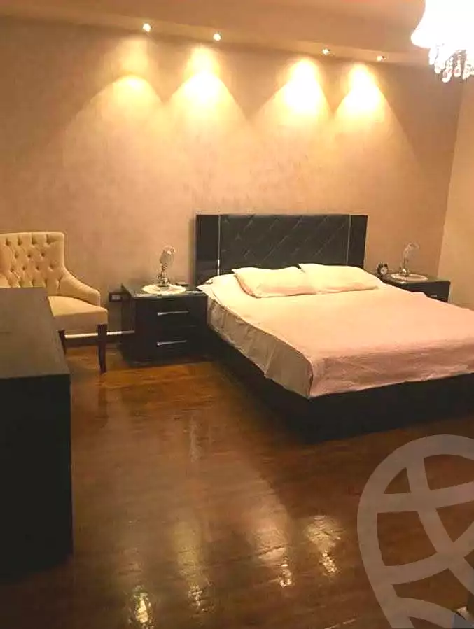 https://aqarmap.com.eg/ar/listing/7055700-for-rent-alexandria-roshdy-shr-bw-qyr-tryq-lhry