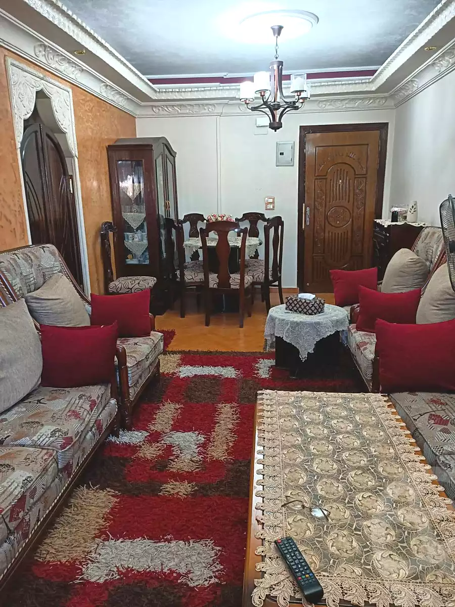 https://aqarmap.com.eg/ar/listing/7055833-for-sale-cairo-helwan-rostom-st