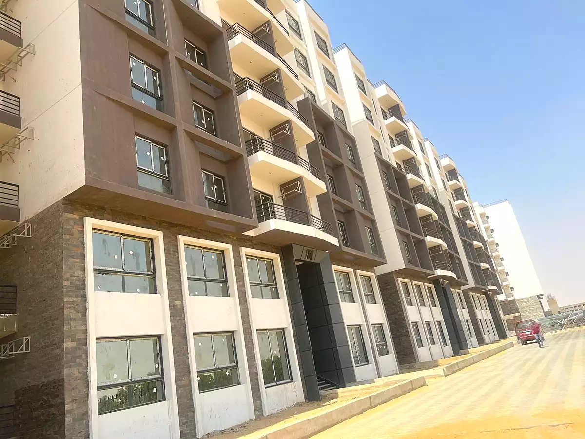 https://aqarmap.com.eg/ar/listing/7055796-for-sale-cairo-new-administrative-capital-r7-green-avenue