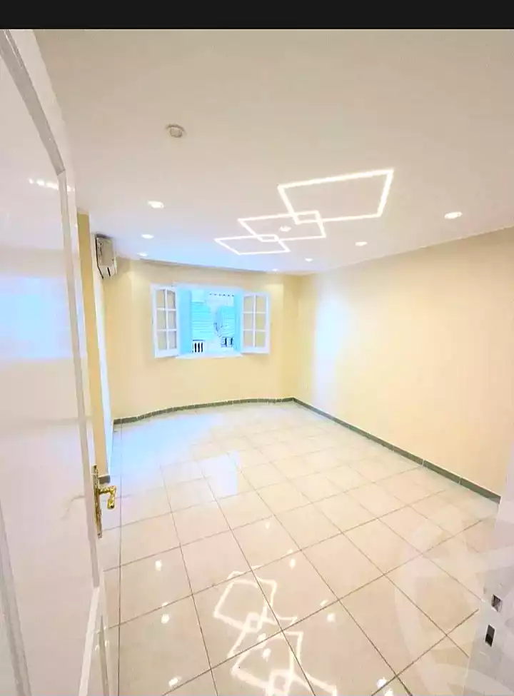 https://aqarmap.com.eg/ar/listing/7055856-for-sale-alexandria-miami-45-street
