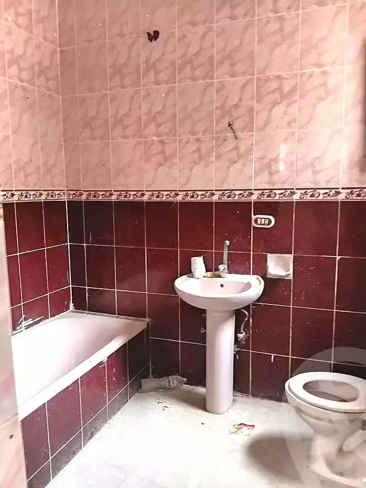 https://aqarmap.com.eg/en/listing/7055980-for-sale-alexandria-al-agamy-lbytsh-el-hay-st