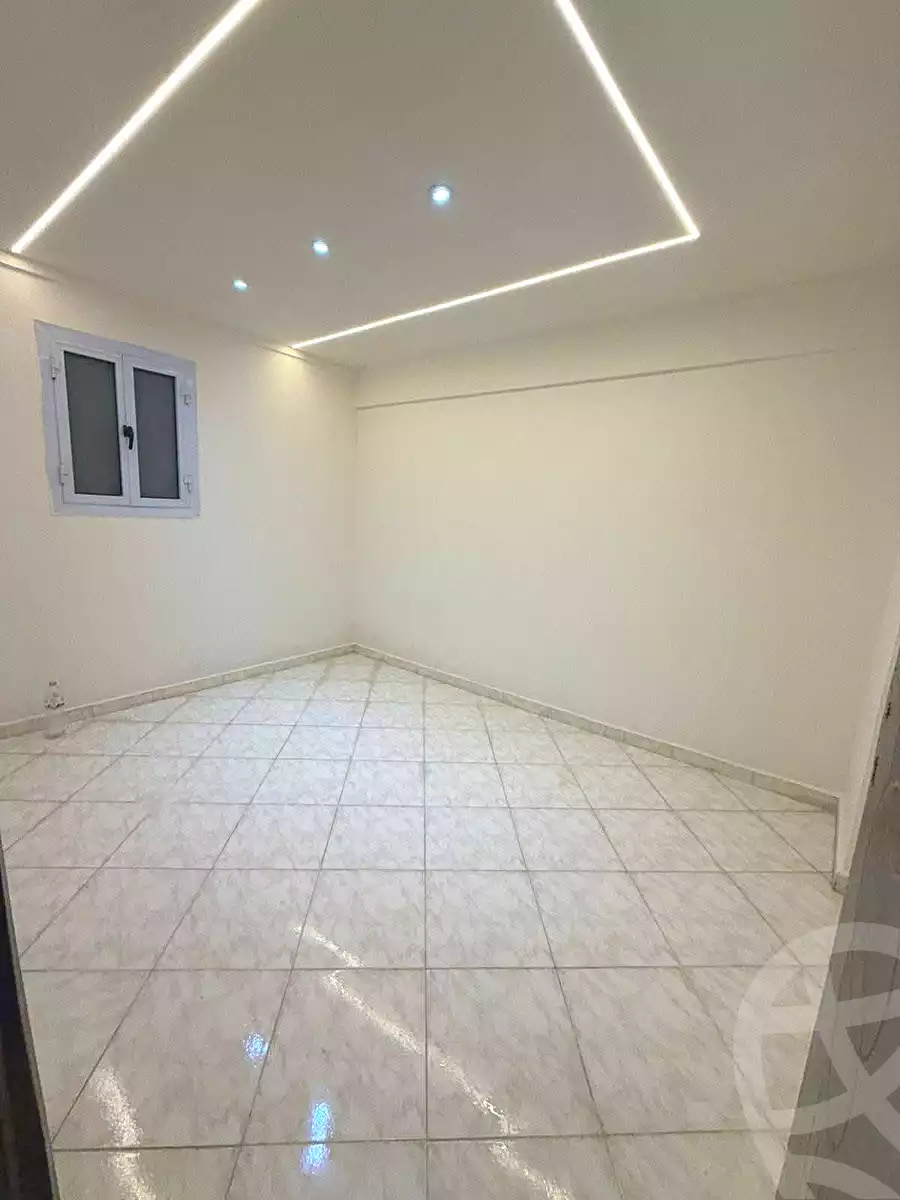 https://aqarmap.com.eg/ar/listing/7055983-for-sale-alexandria-lsywf-el-seyouf-qebly-el-salam-st