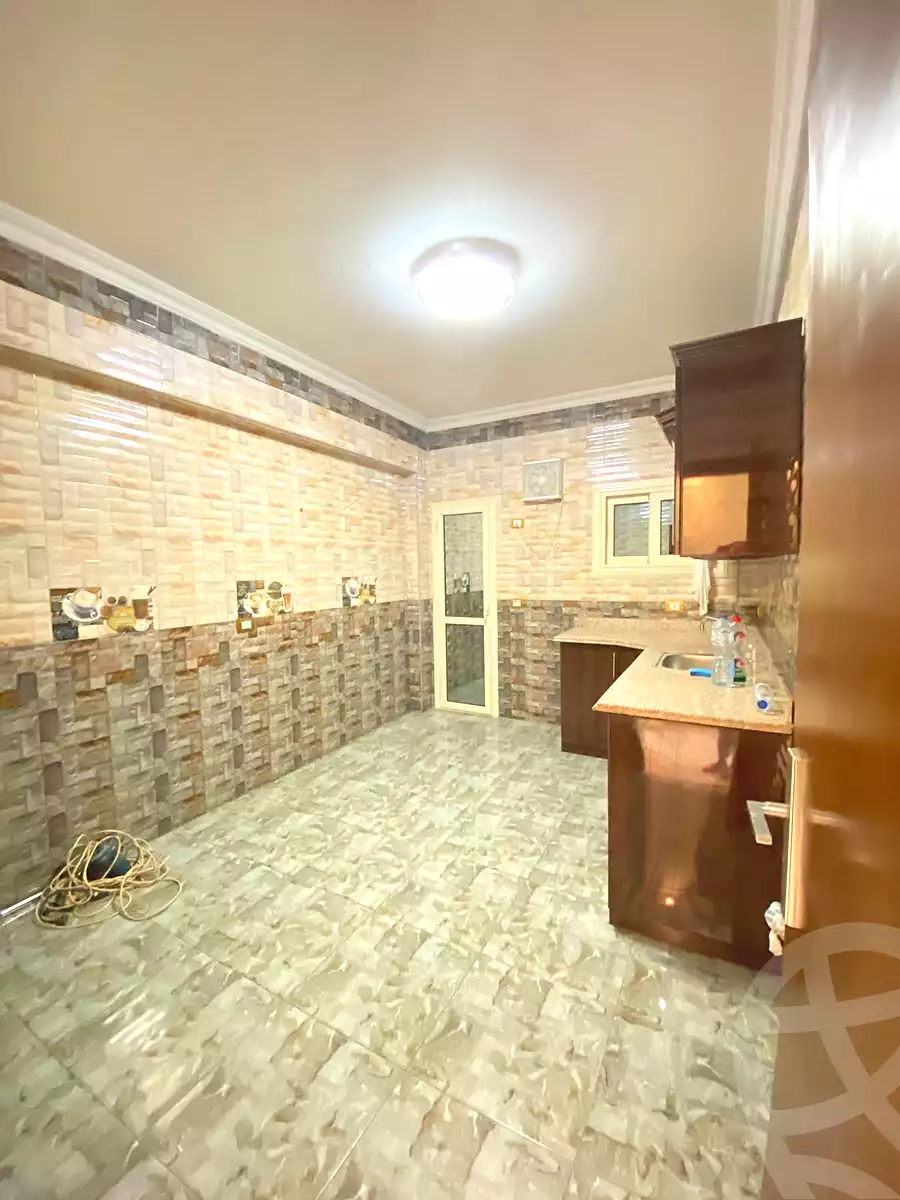 https://aqarmap.com.eg/ar/listing/7056007-for-rent-cairo-new-cairo-el-ahyaa-fourth-neighborhood-street-34