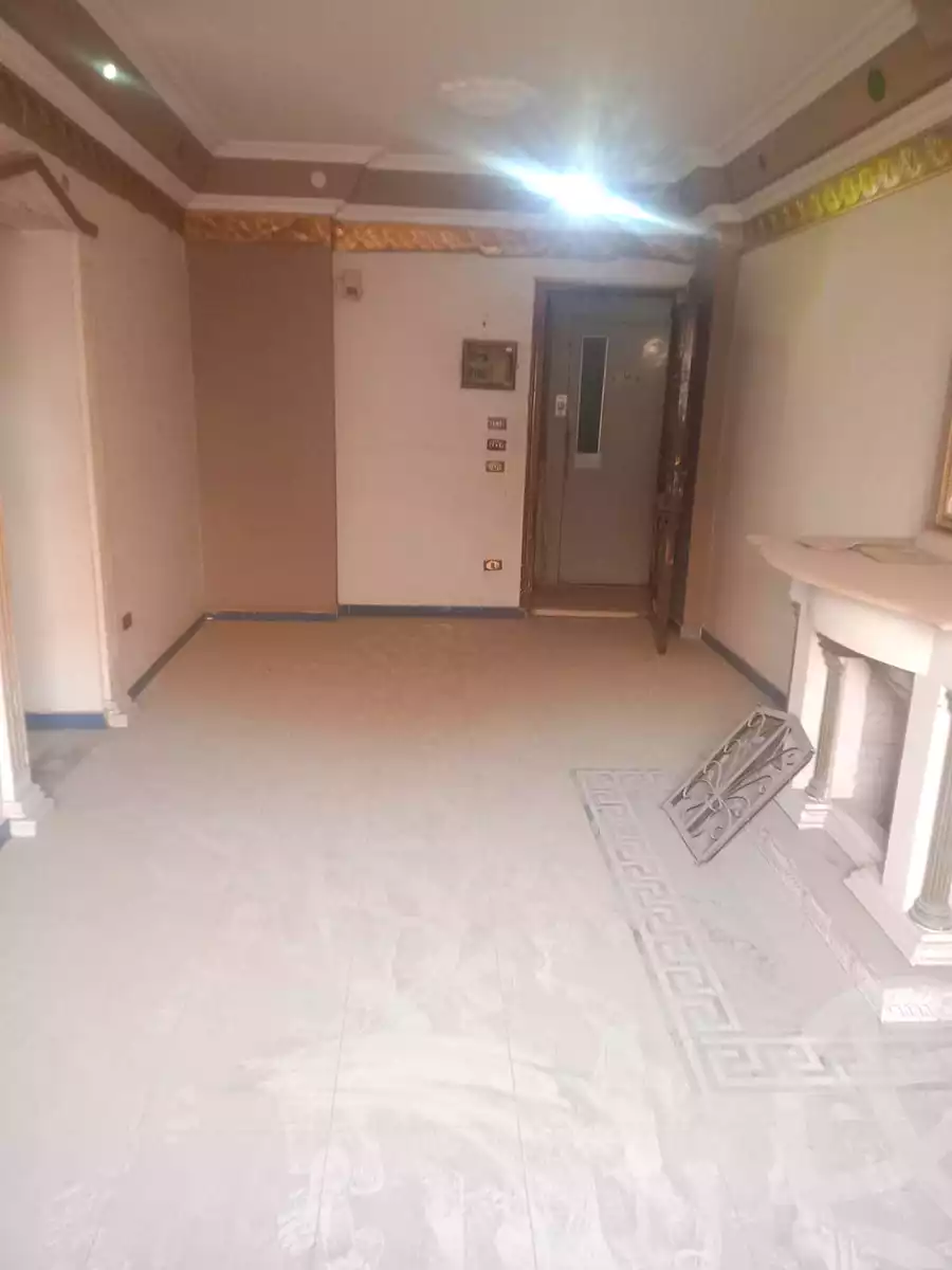 https://aqarmap.com.eg/ar/listing/7056289-for-sale-qalyubia-el-khsos-izbat-el-nakhl-el-farid-st